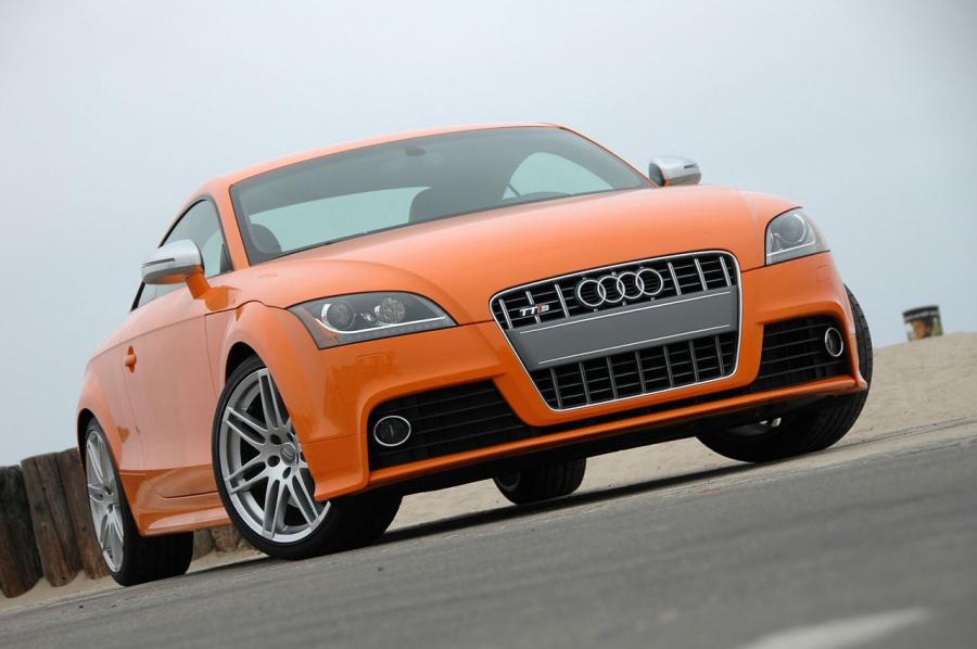  Audi TTS Coupe (8J) 2008 года  (NA) (фото 1 из 40)